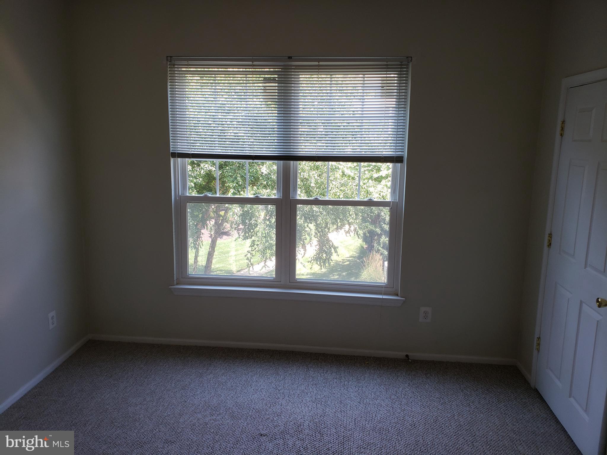 GATES OF MCLEAN - Residential Lease