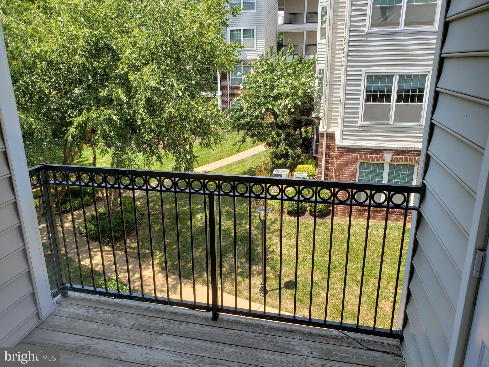 GATES OF MCLEAN - Residential Lease