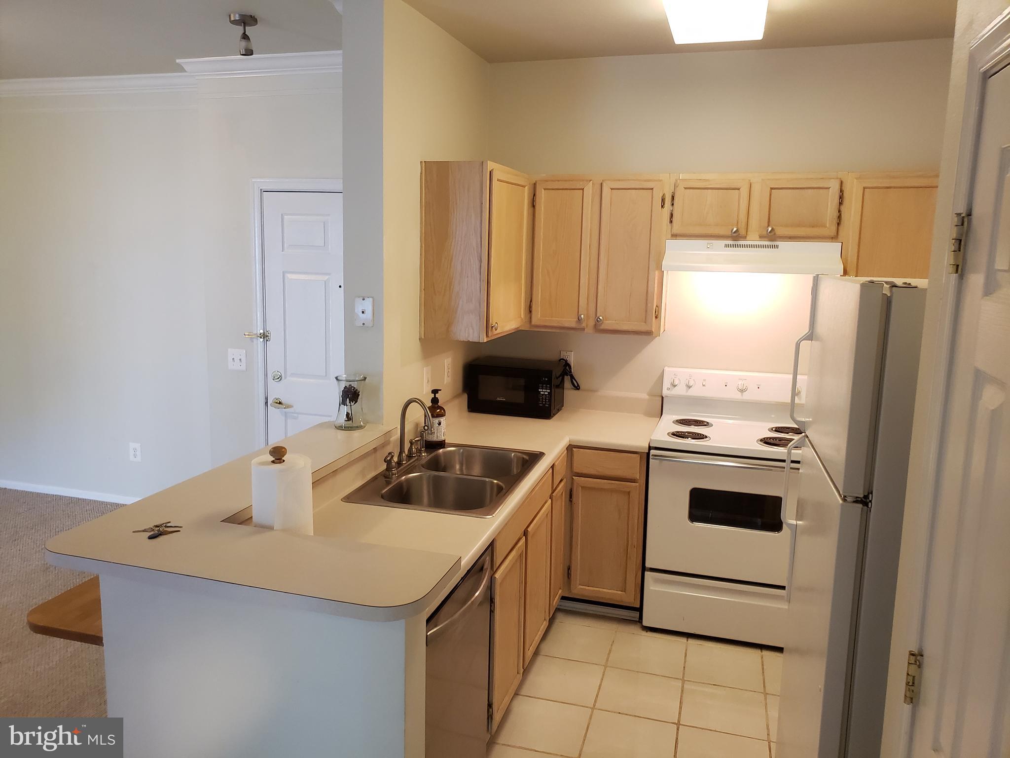 GATES OF MCLEAN - Residential Lease