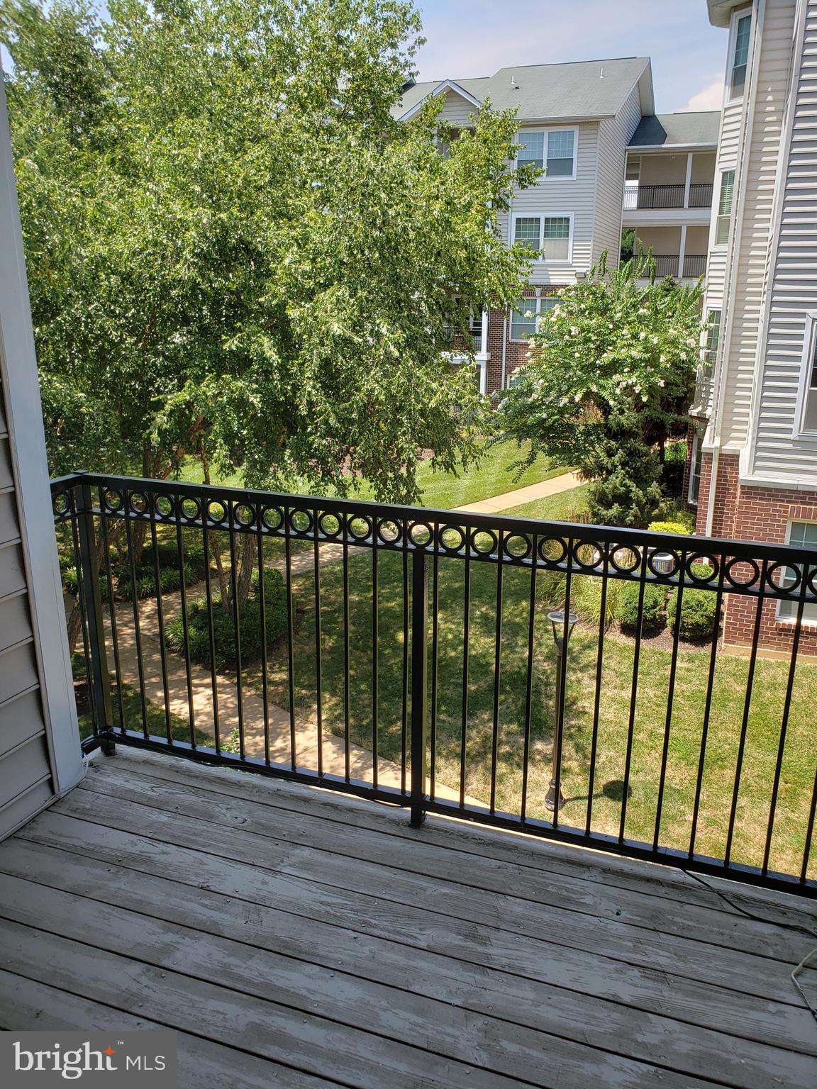 GATES OF MCLEAN - Residential Lease