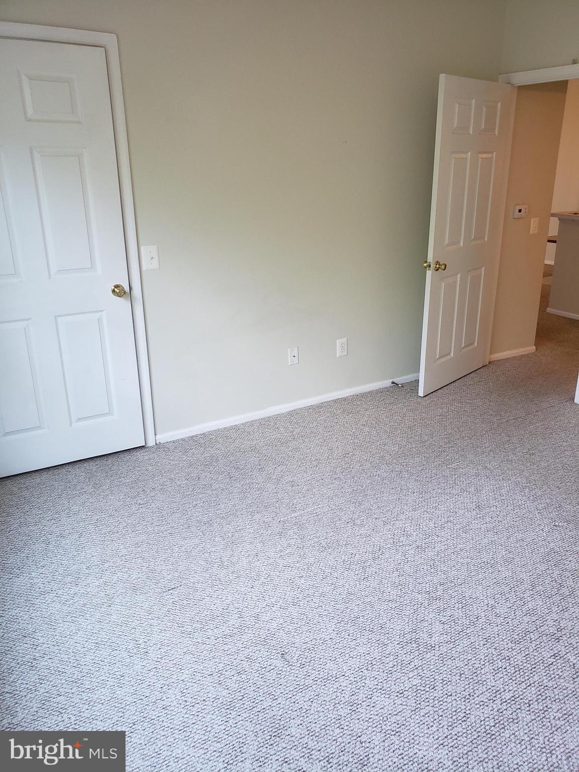 GATES OF MCLEAN - Residential Lease