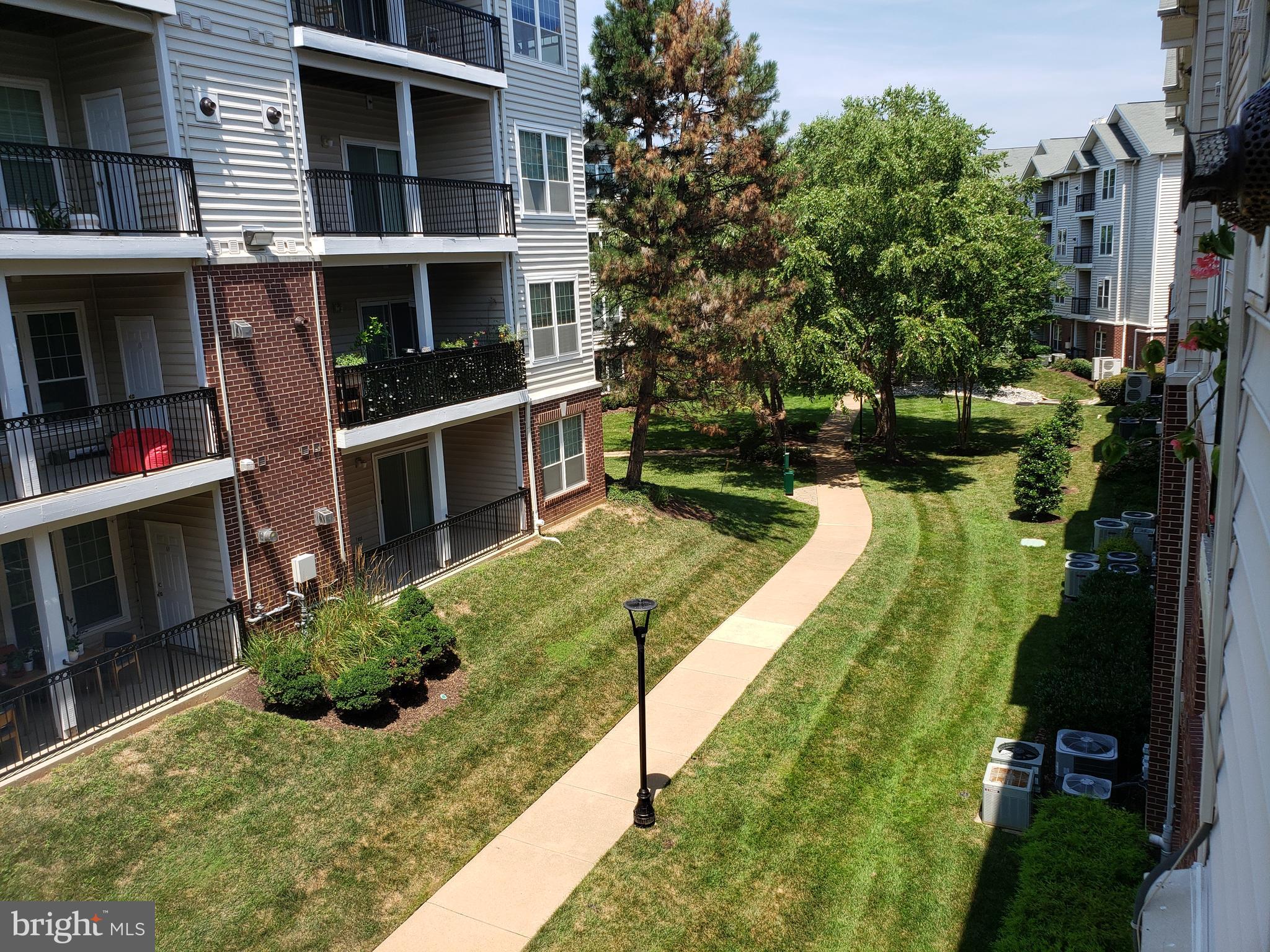 GATES OF MCLEAN - Residential Lease