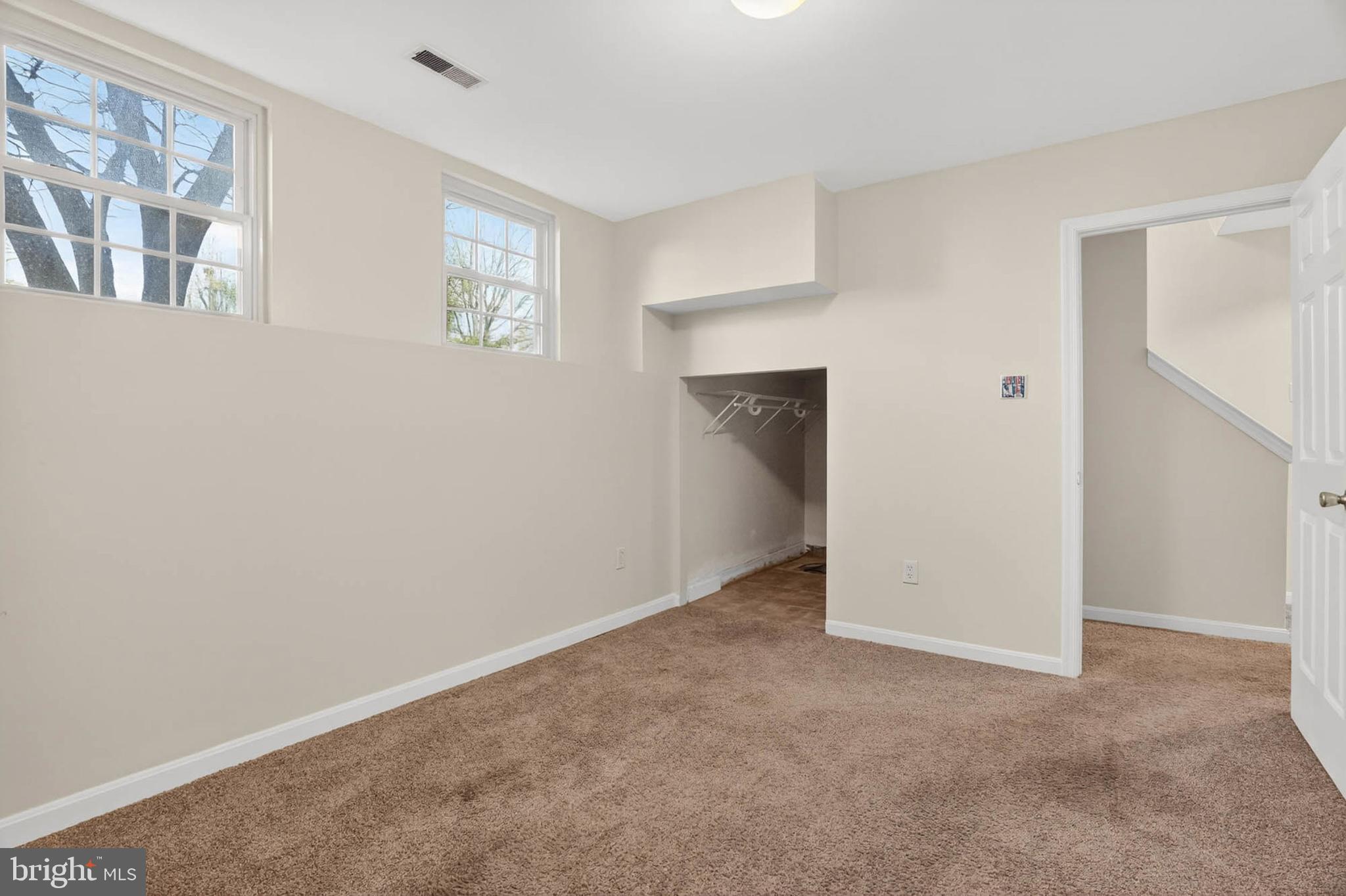 SNOWDEN RIDGE - Residential Lease