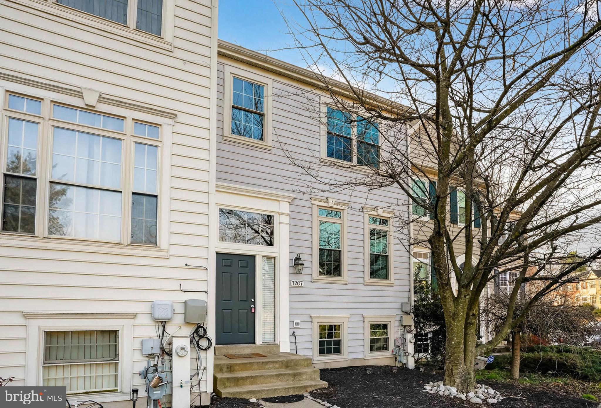 SNOWDEN RIDGE - Residential Lease