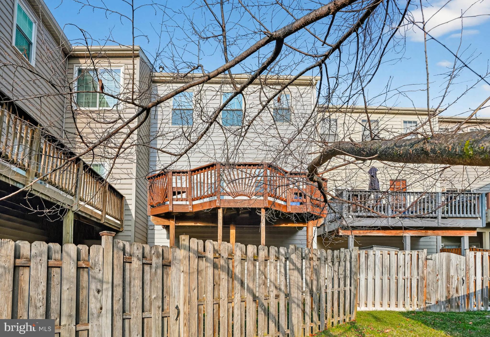 SNOWDEN RIDGE - Residential Lease