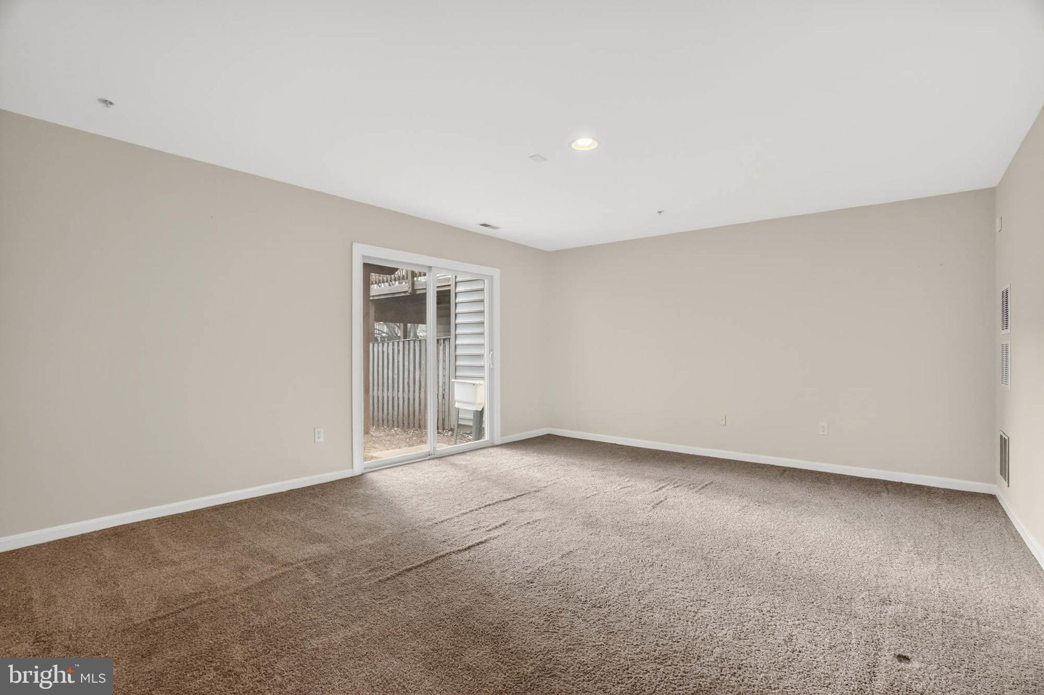 SNOWDEN RIDGE - Residential Lease