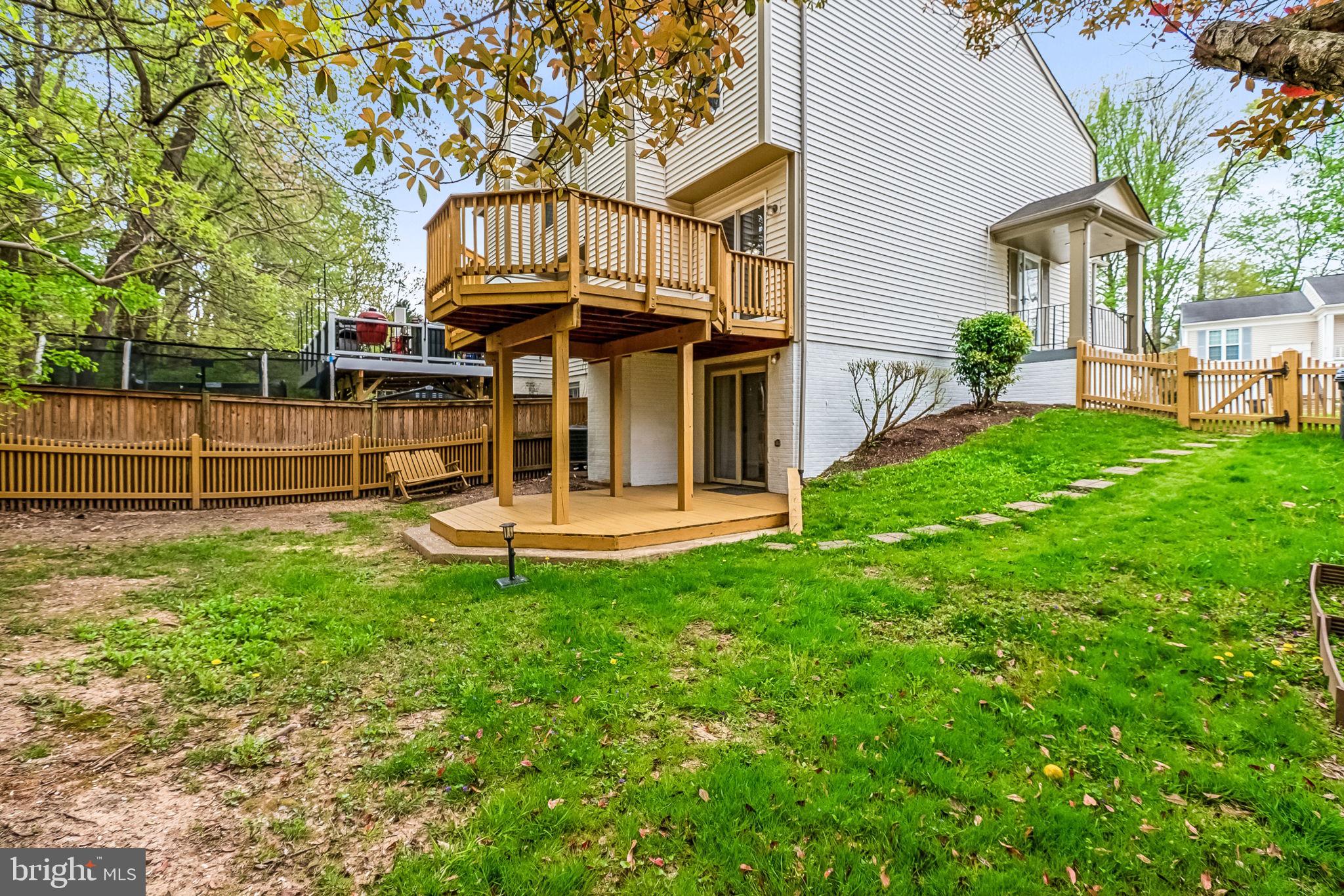 BURKE CENTRE - Residential