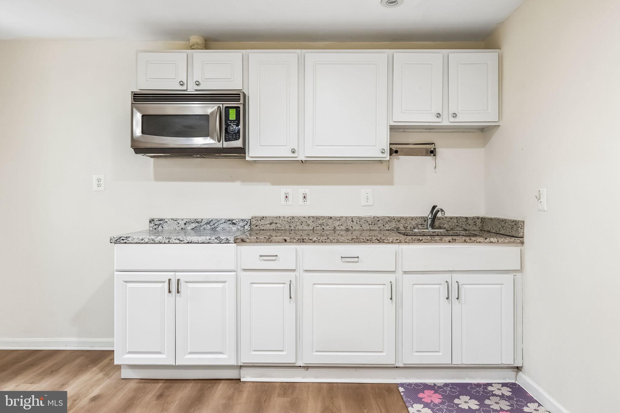 BURKE CENTRE - Residential