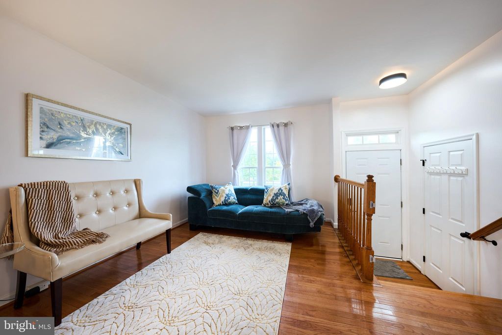 Photo of 6570 Osprey Point Lane, ALEXANDRIA, VA 22315 (MLS # VAFX2269898)