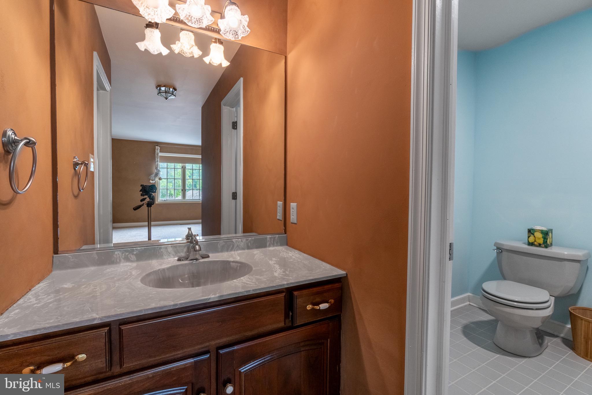 CAMBRIDGE CHASE - Residential