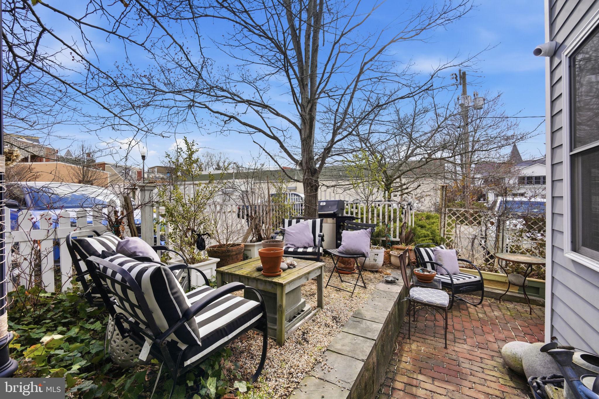 HISTORIC CHESTERTOWN - Commercial Sale