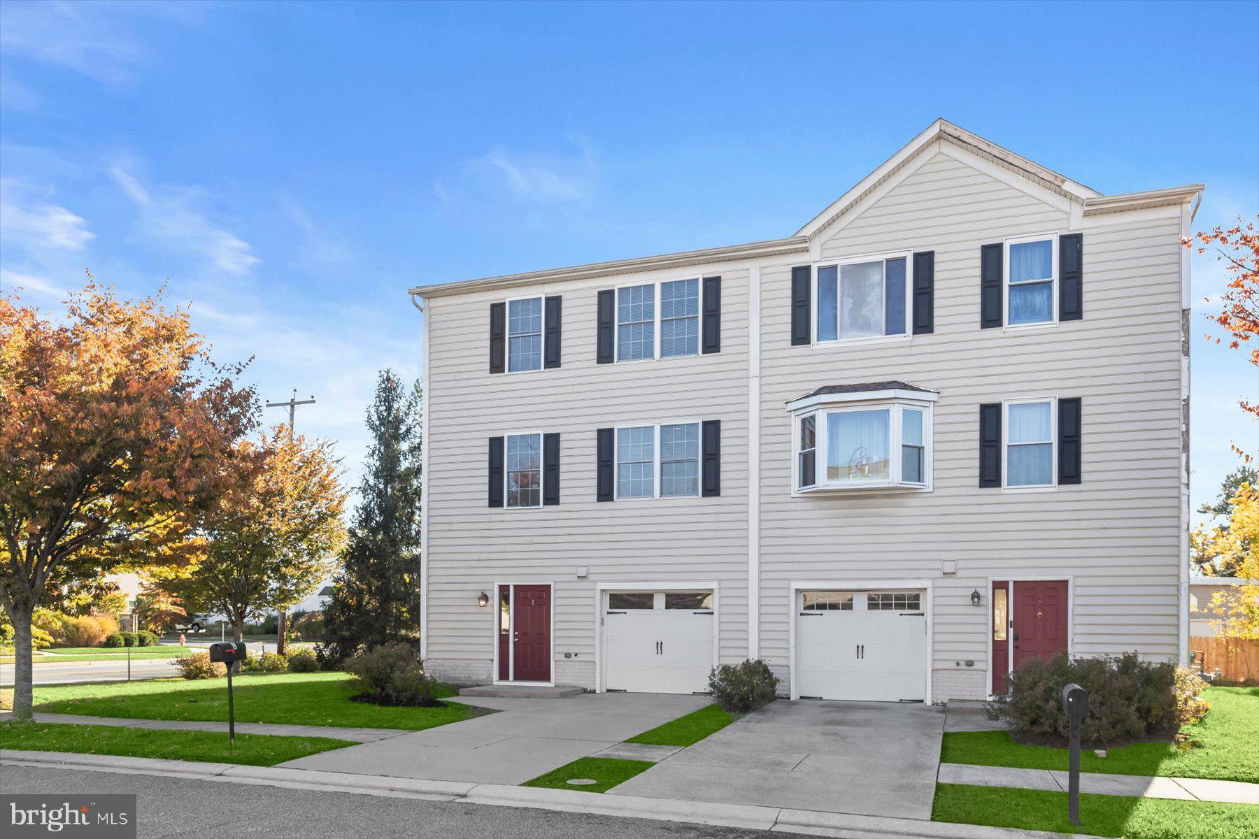 KARENDALE PLACE - Residential