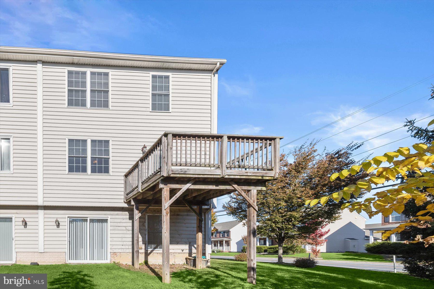 KARENDALE PLACE - Residential