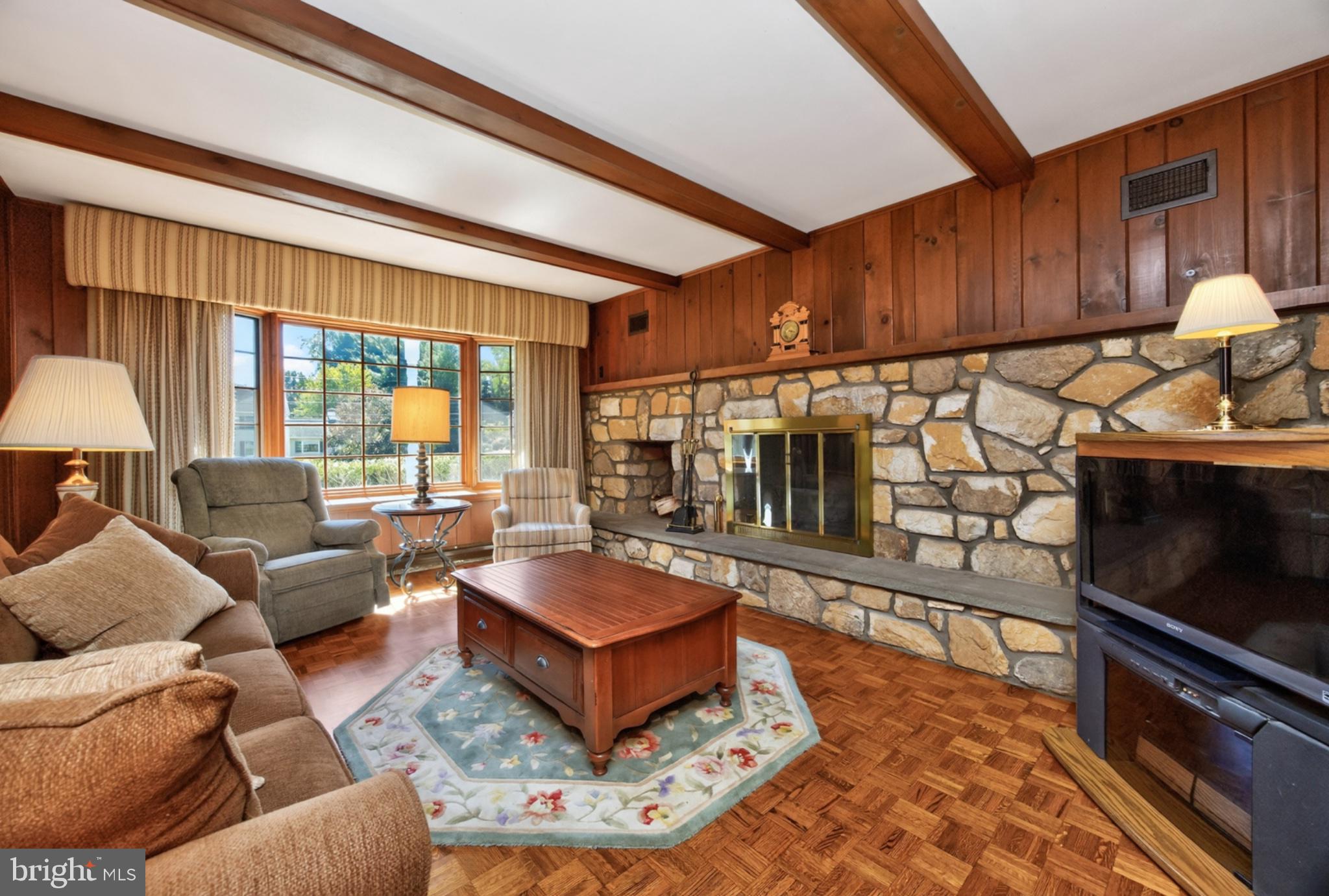 1627 E STRASBURG ROAD
