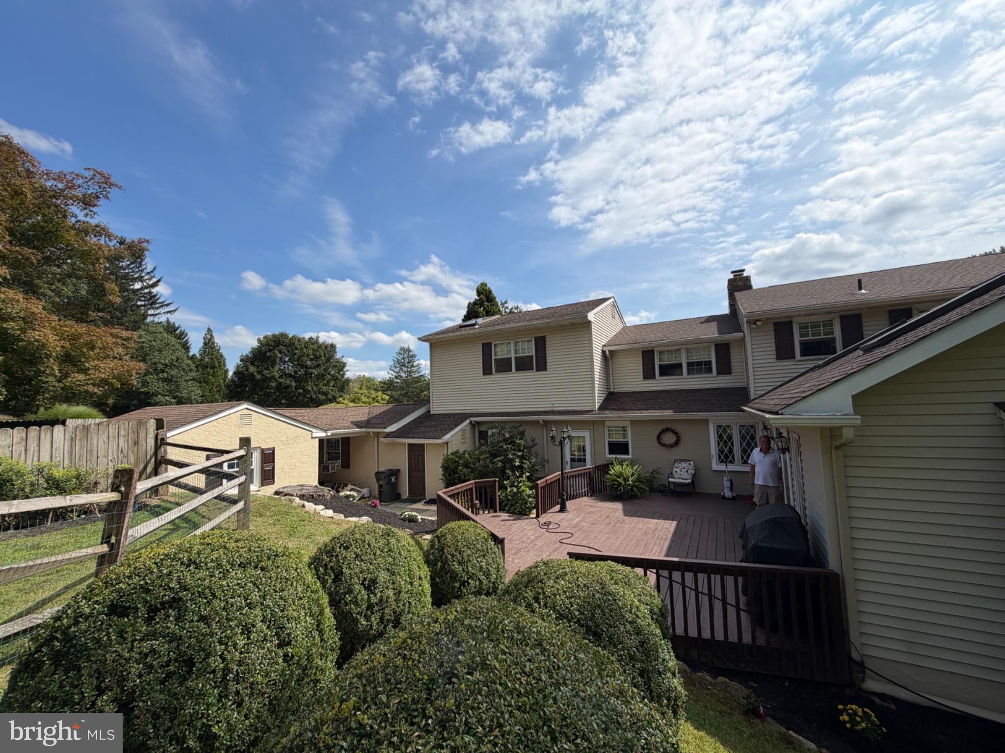 1627 E STRASBURG ROAD
