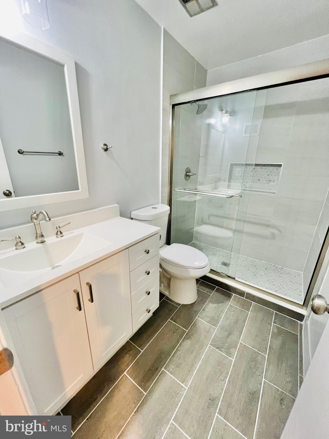 PINECREST HEIGHTS - Residential Lease