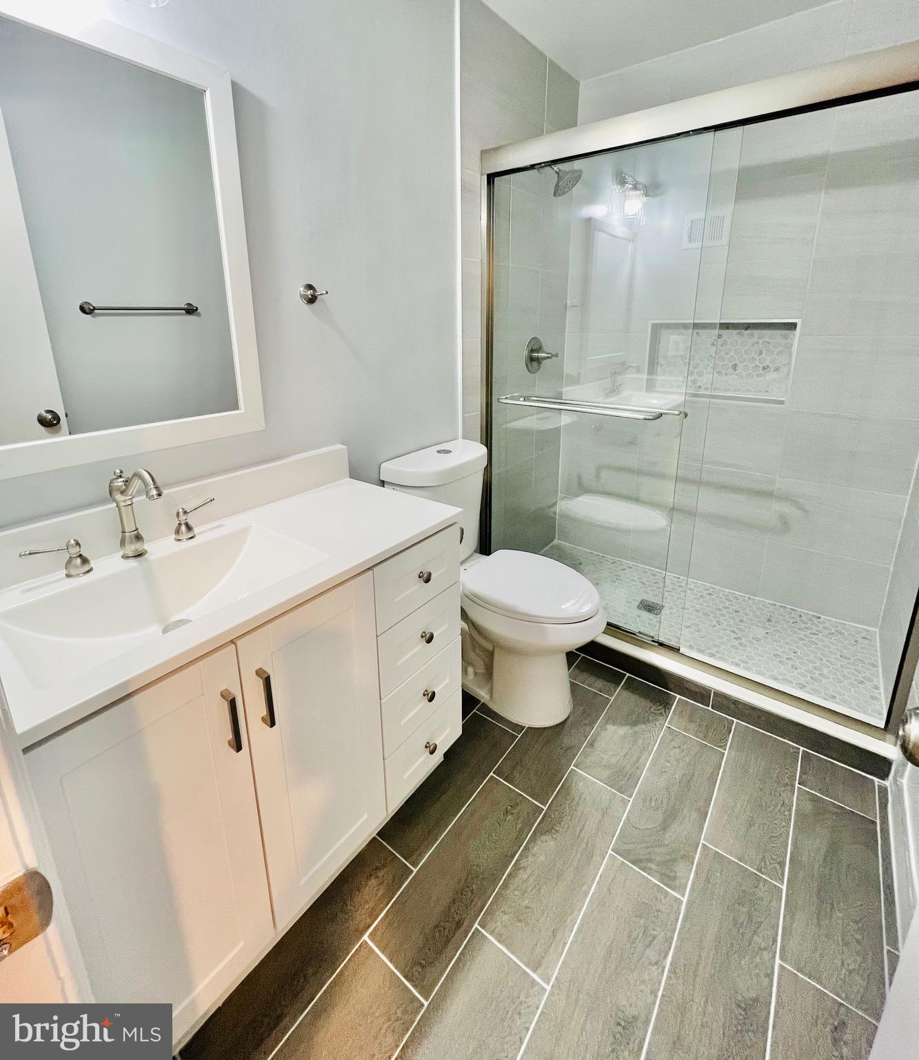 PINECREST HEIGHTS - Residential Lease