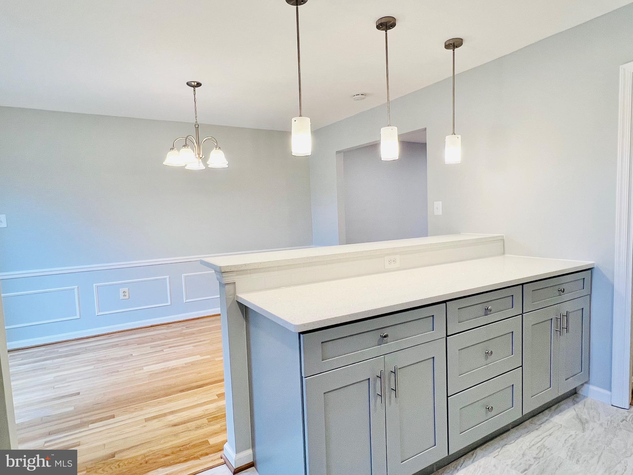 PINECREST HEIGHTS - Residential Lease