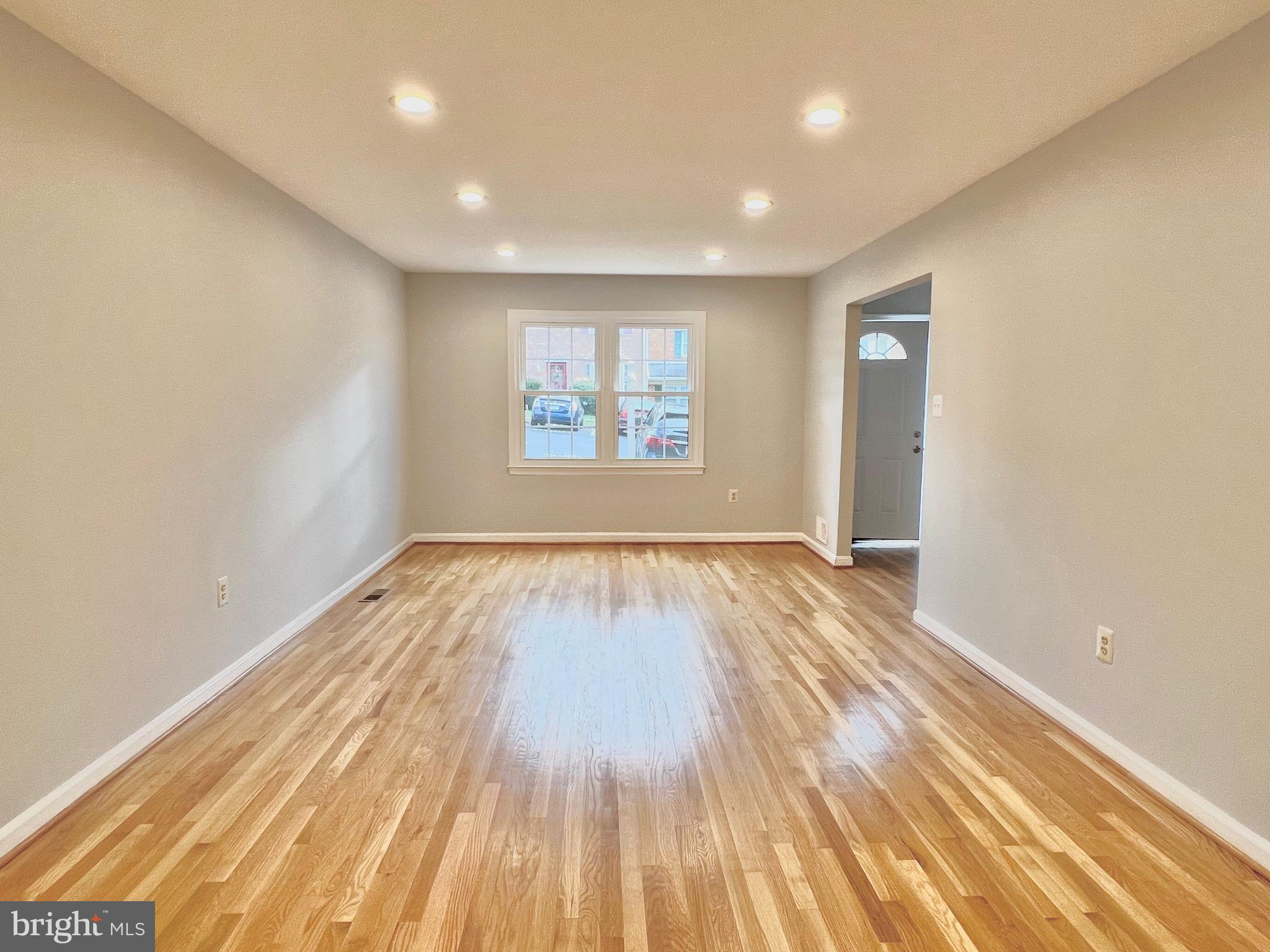 PINECREST HEIGHTS - Residential Lease