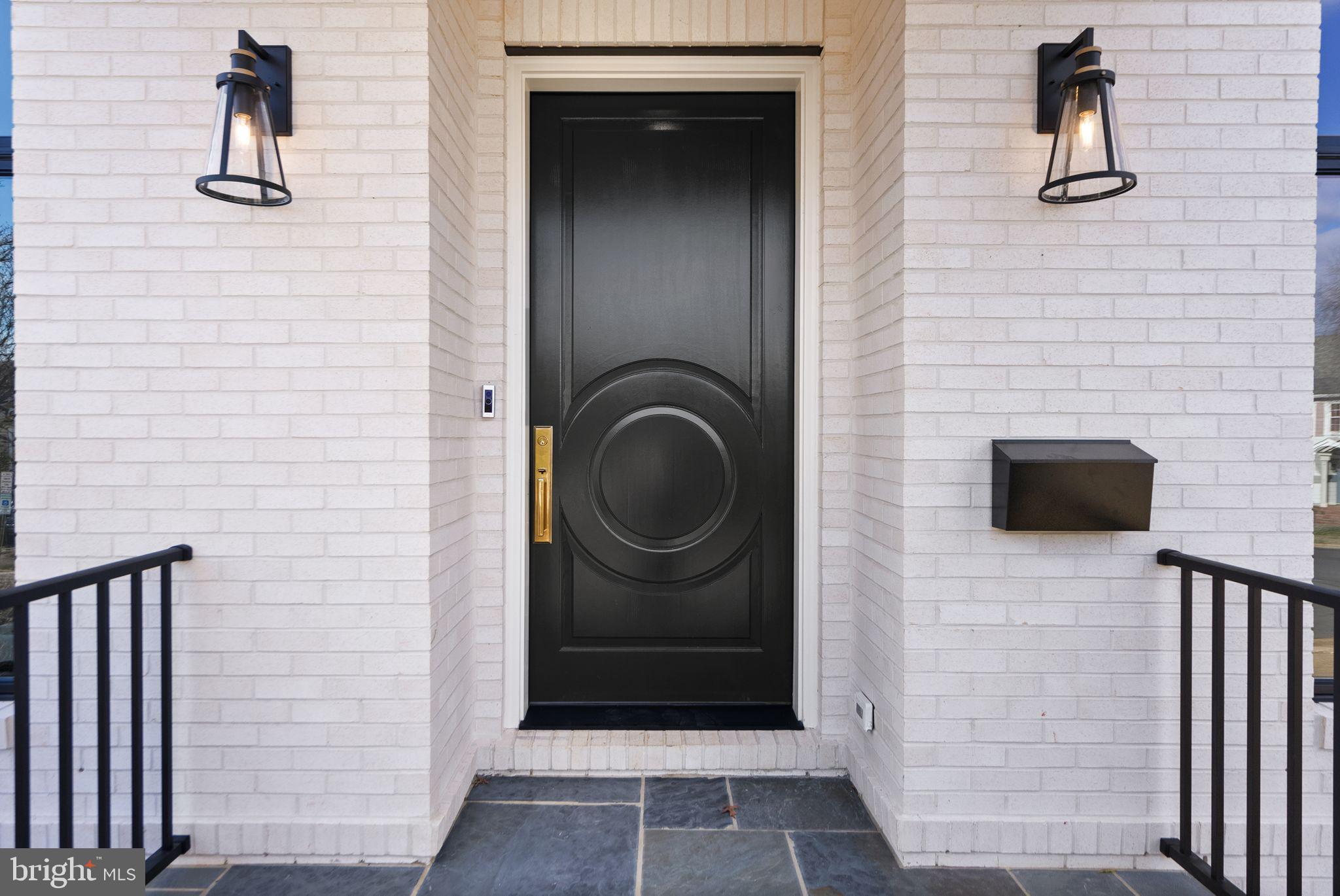 LYON VILLAGE - Residential