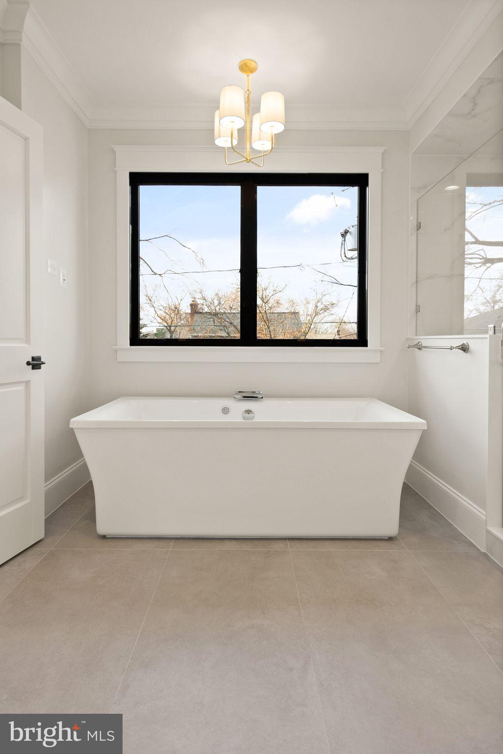 LYON VILLAGE - Residential