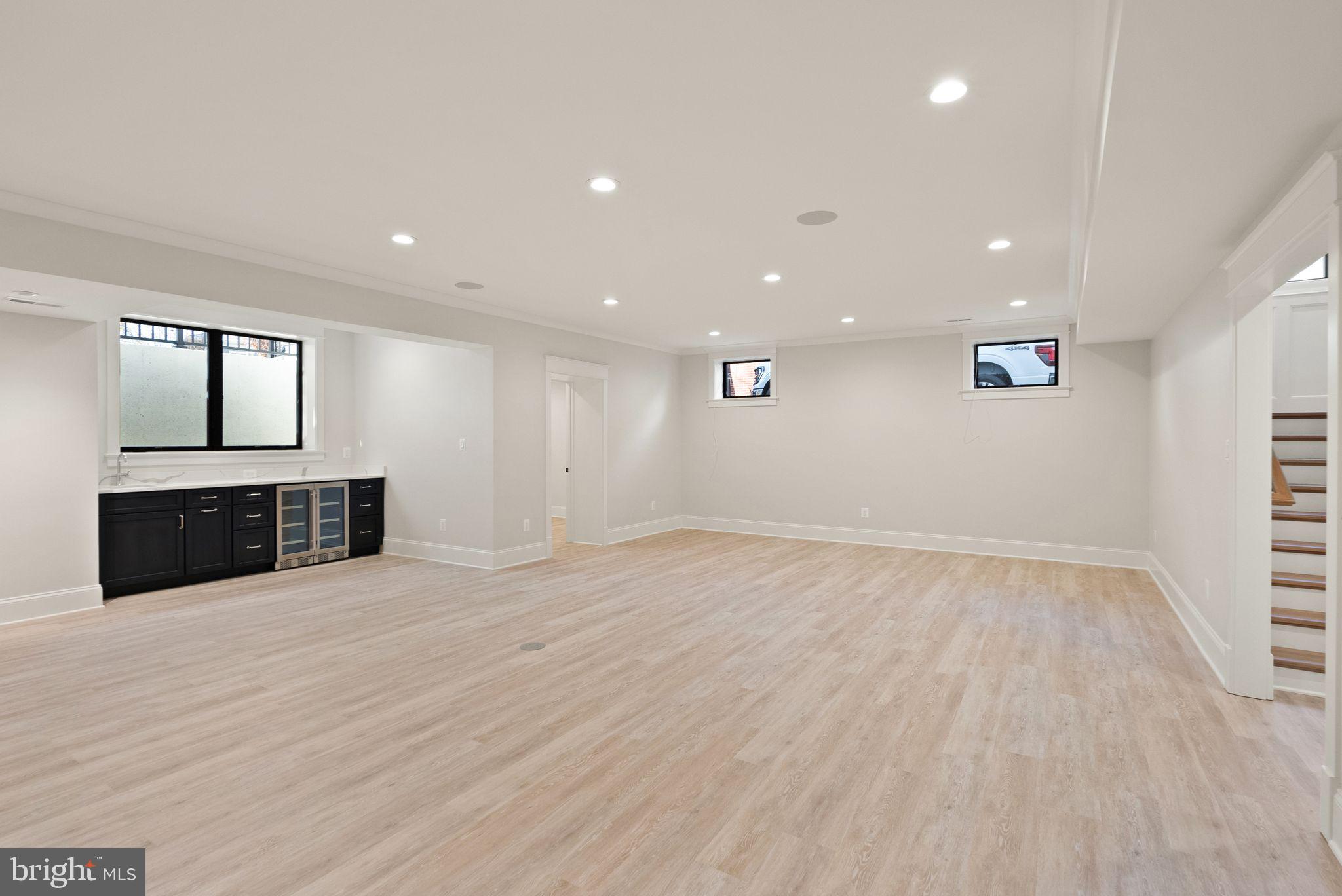 LYON VILLAGE - Residential