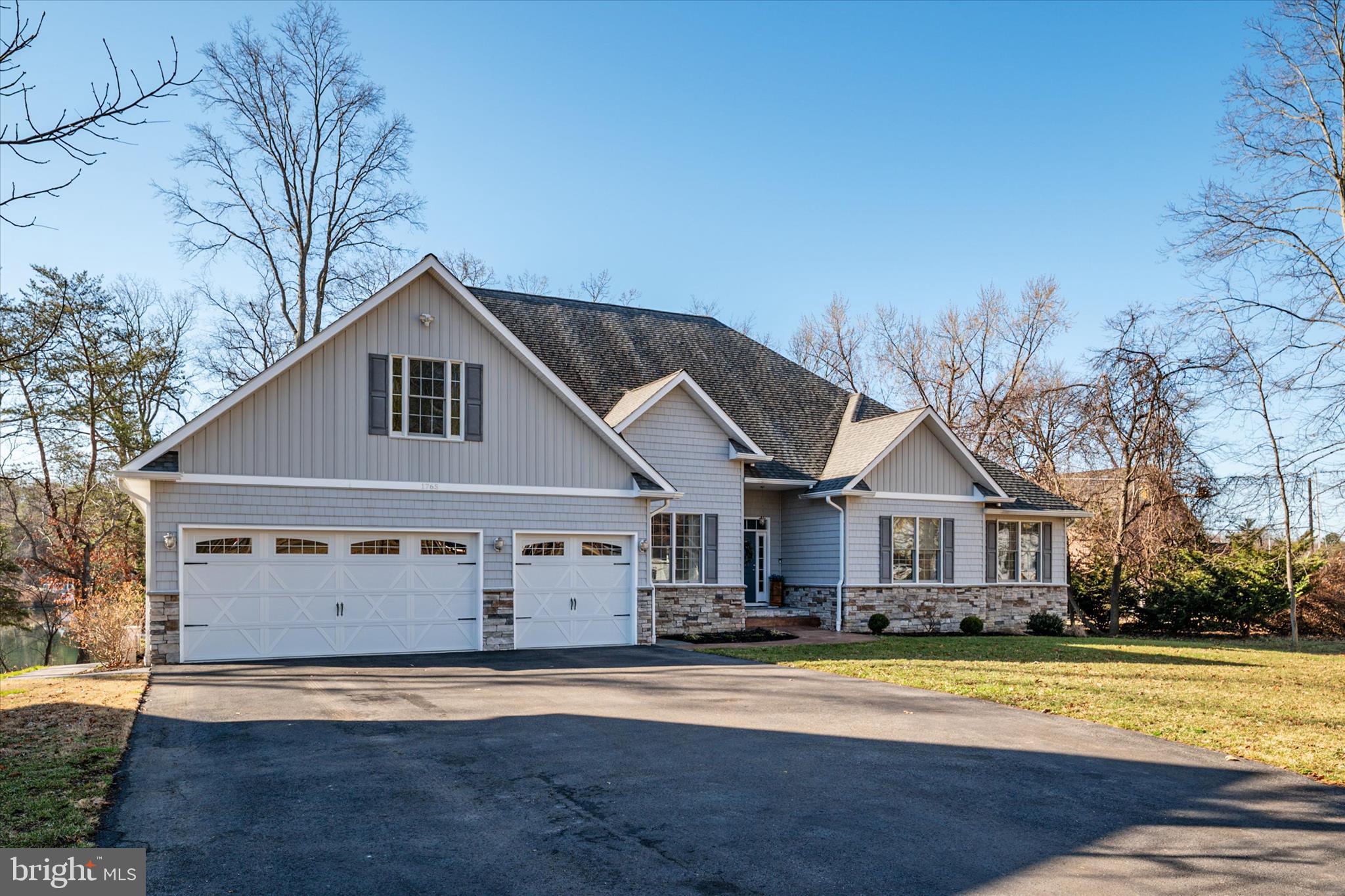 POPLAR RIDGE - Residential