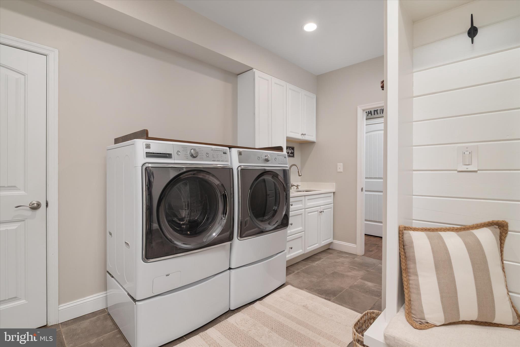 POPLAR RIDGE - Residential