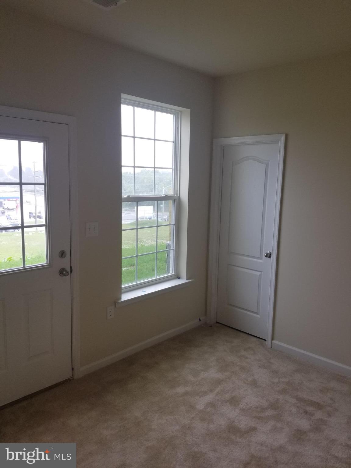 RIVERSIDE VILLAGES - Residential