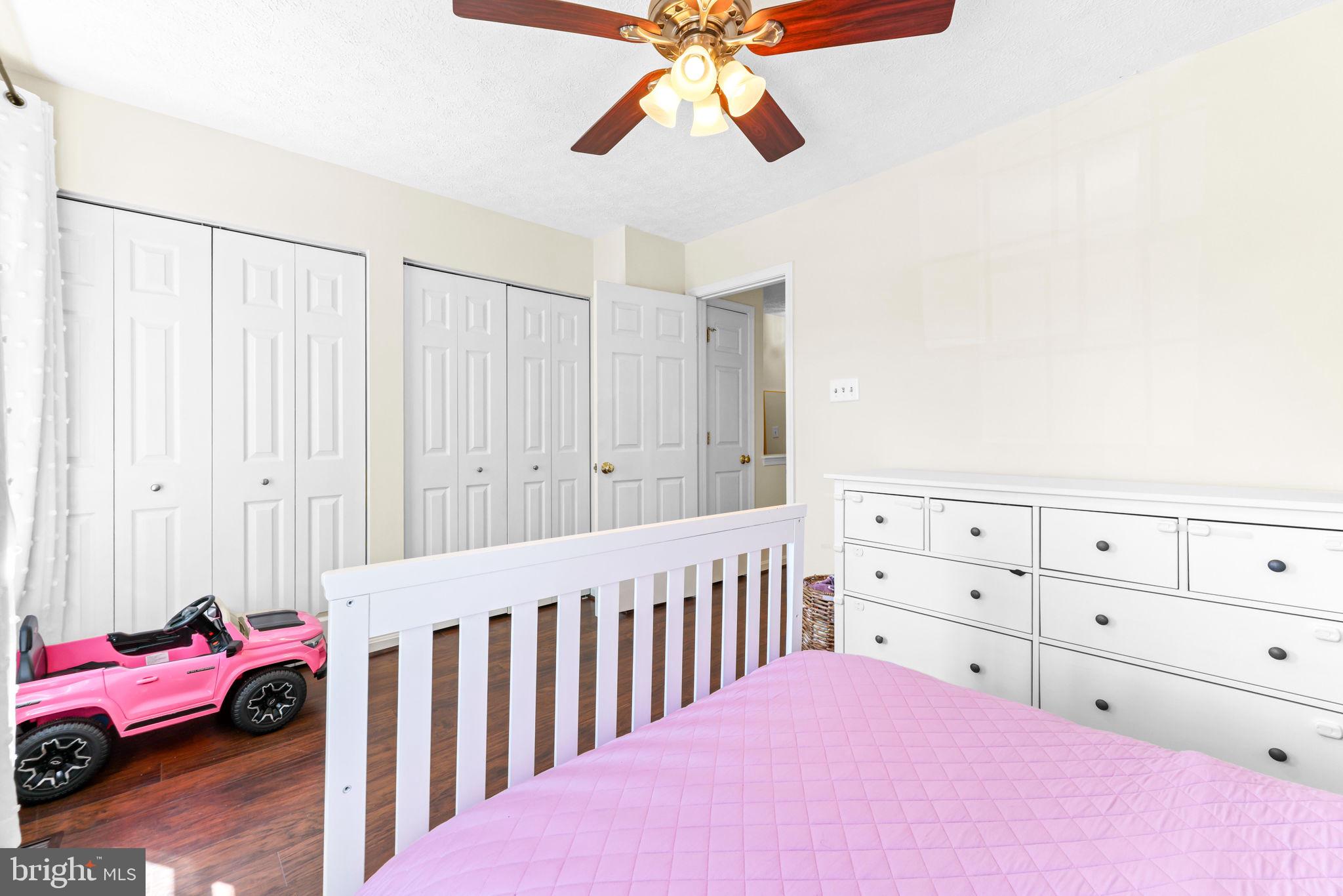 HARFORD TOWN - Residential