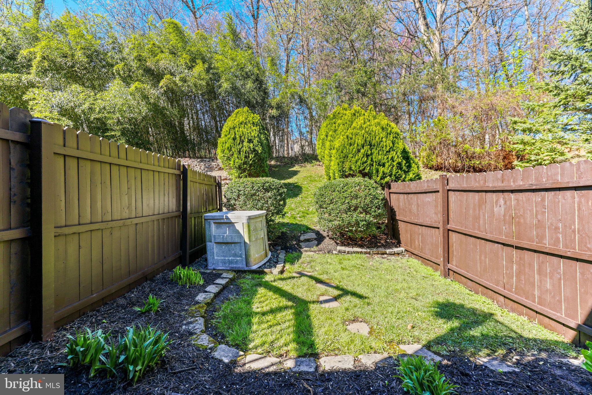 HARFORD TOWN - Residential