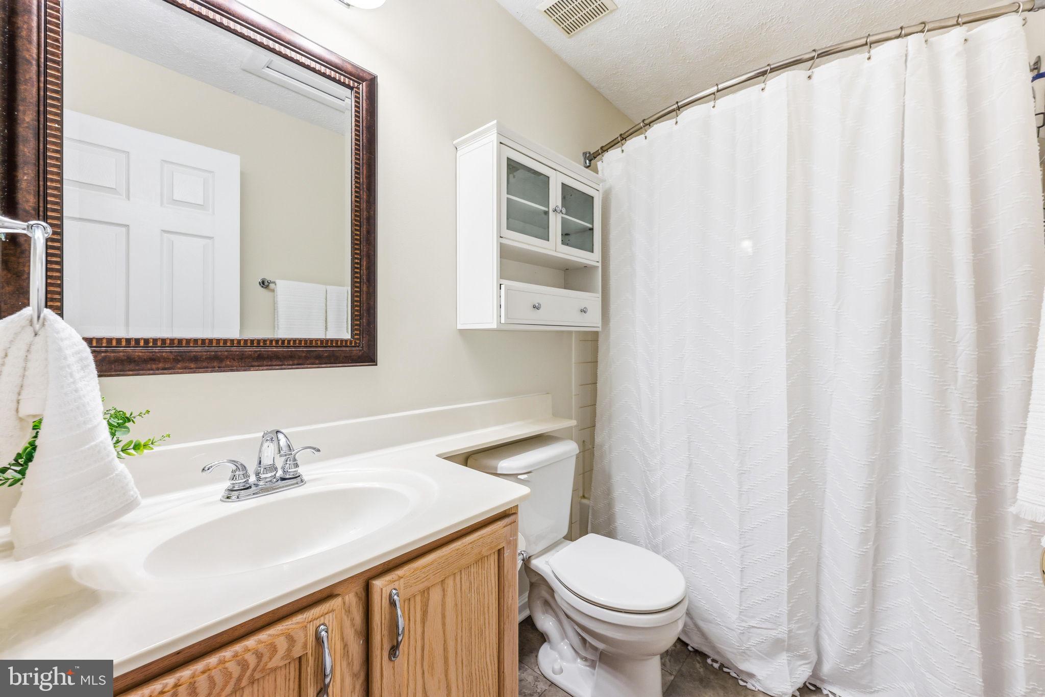 HARFORD TOWN - Residential