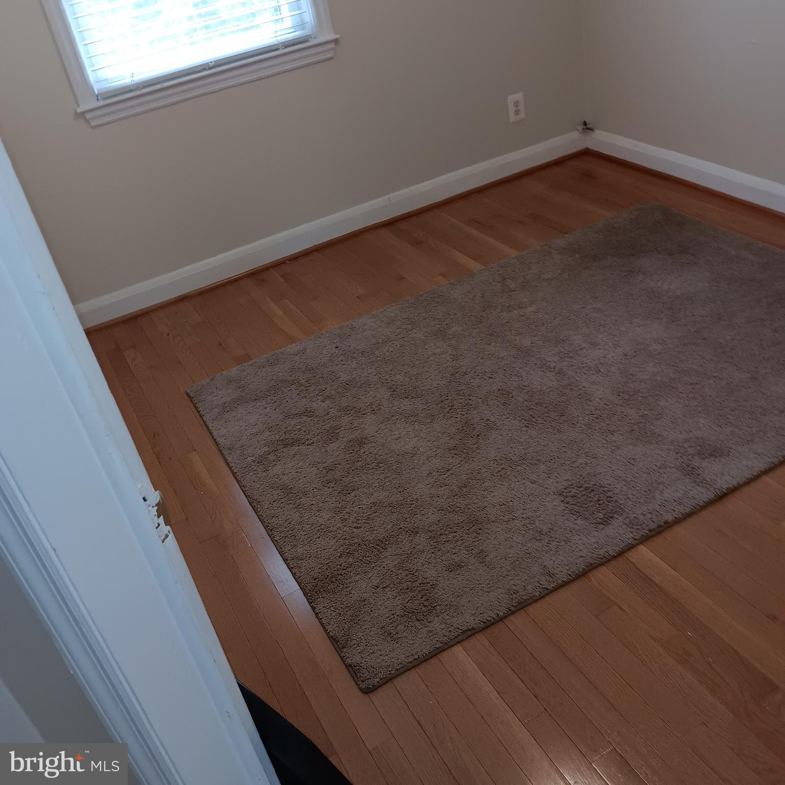 5809 CHINQUAPIN PARKWAY