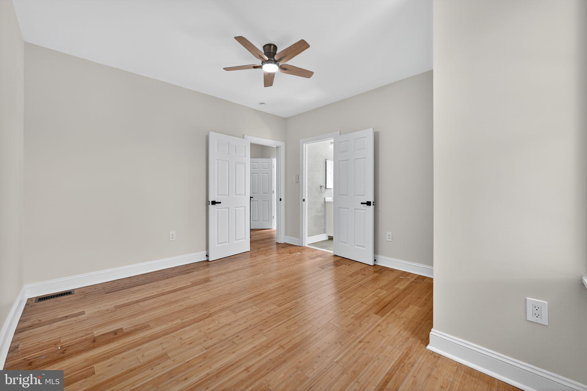 ROXBOROUGH - Residential