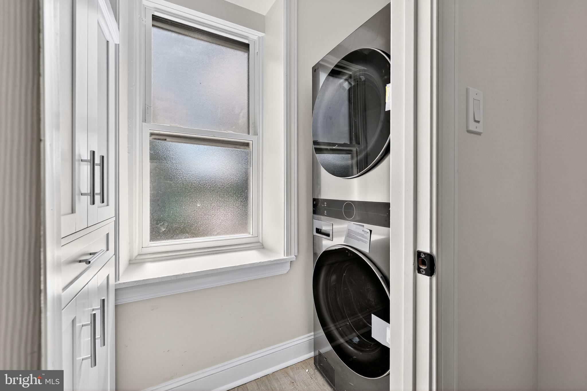 ROXBOROUGH - Residential