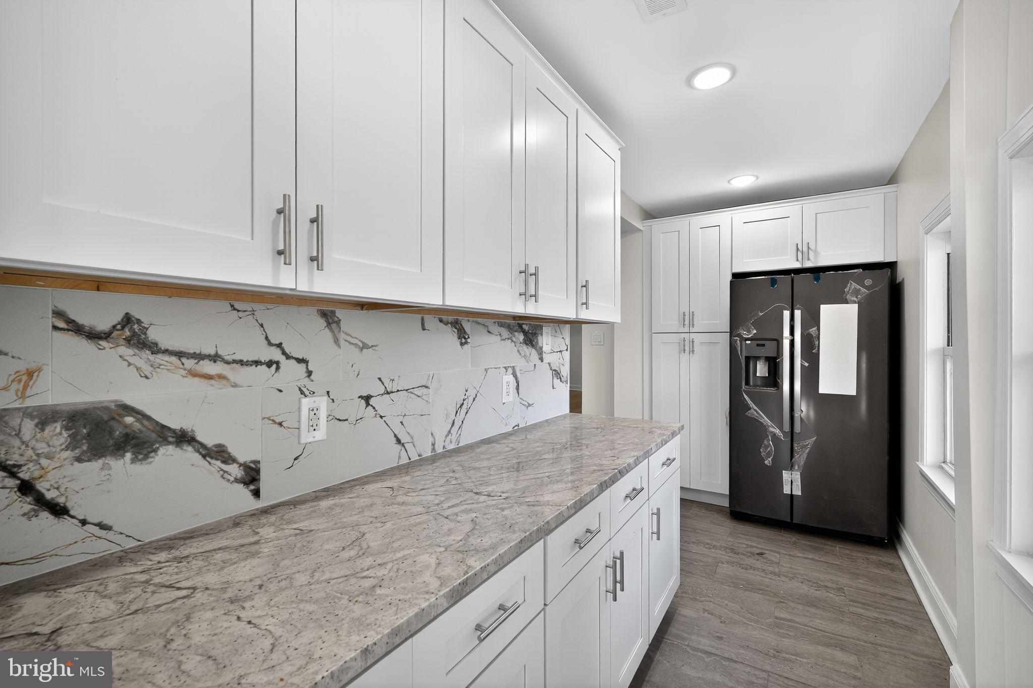 ROXBOROUGH - Residential