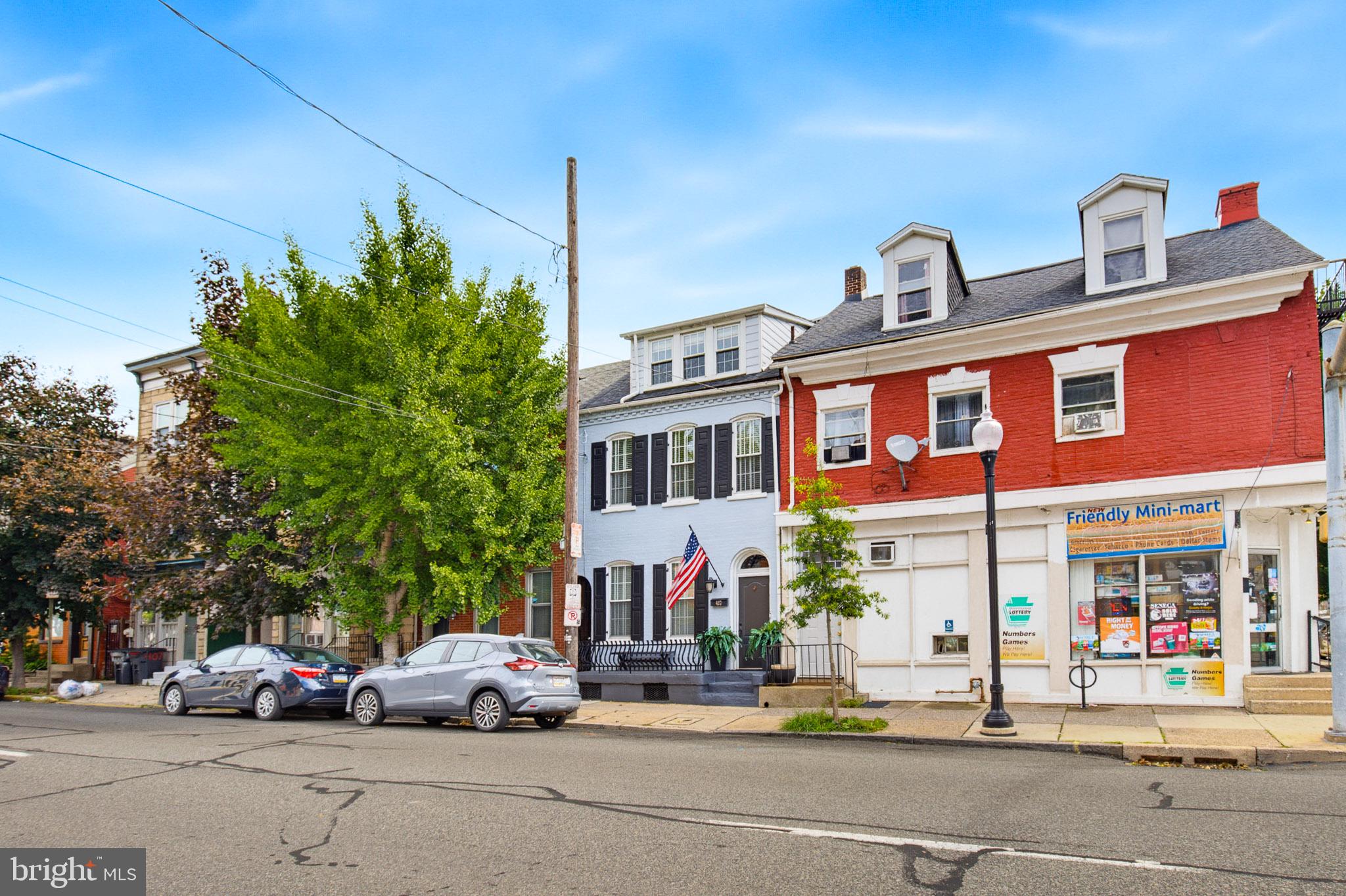 403 N QUEEN STREET