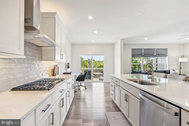 WILLISTOWN POINT - Residential