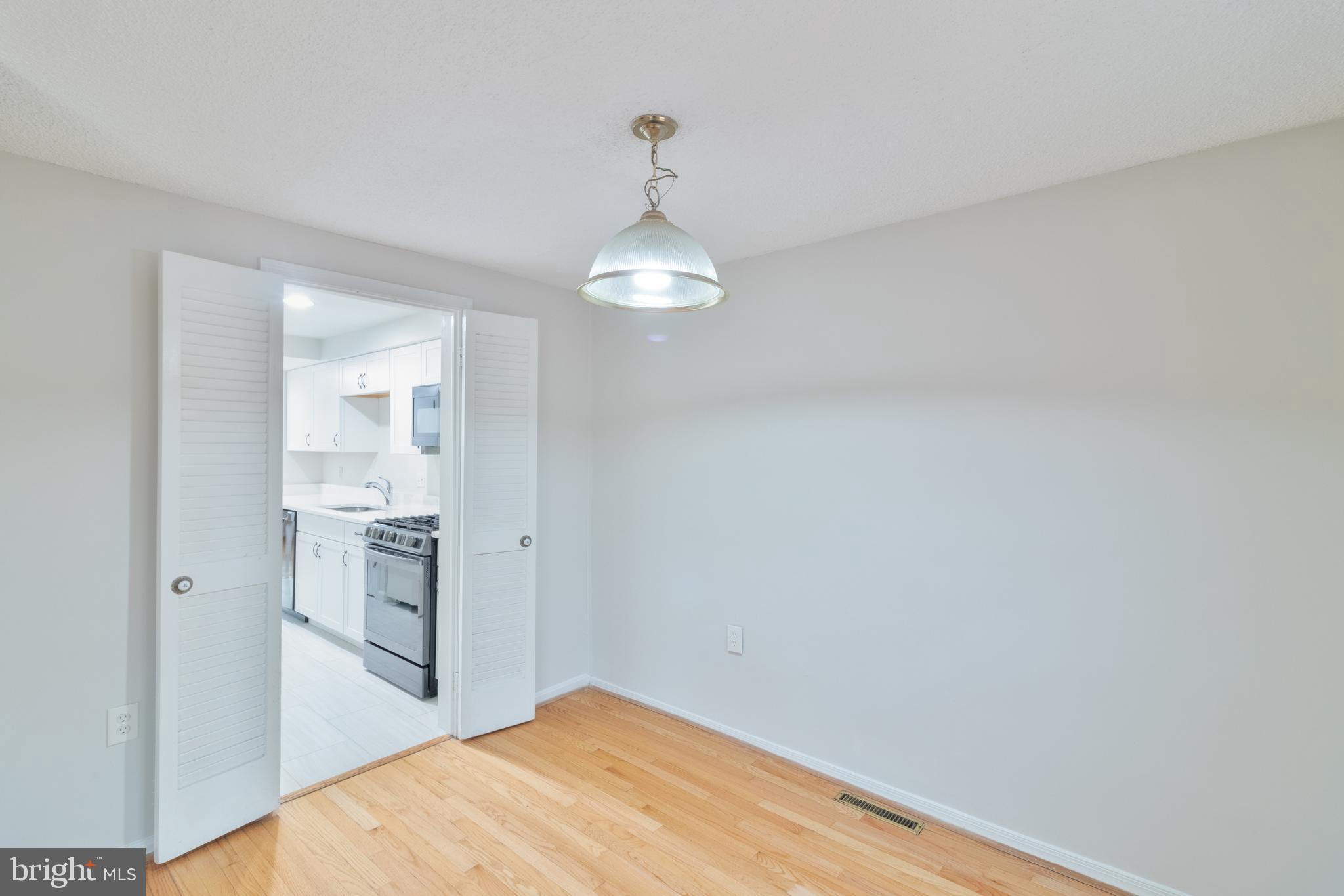 GEORGETOWN WOODS - Residential Lease