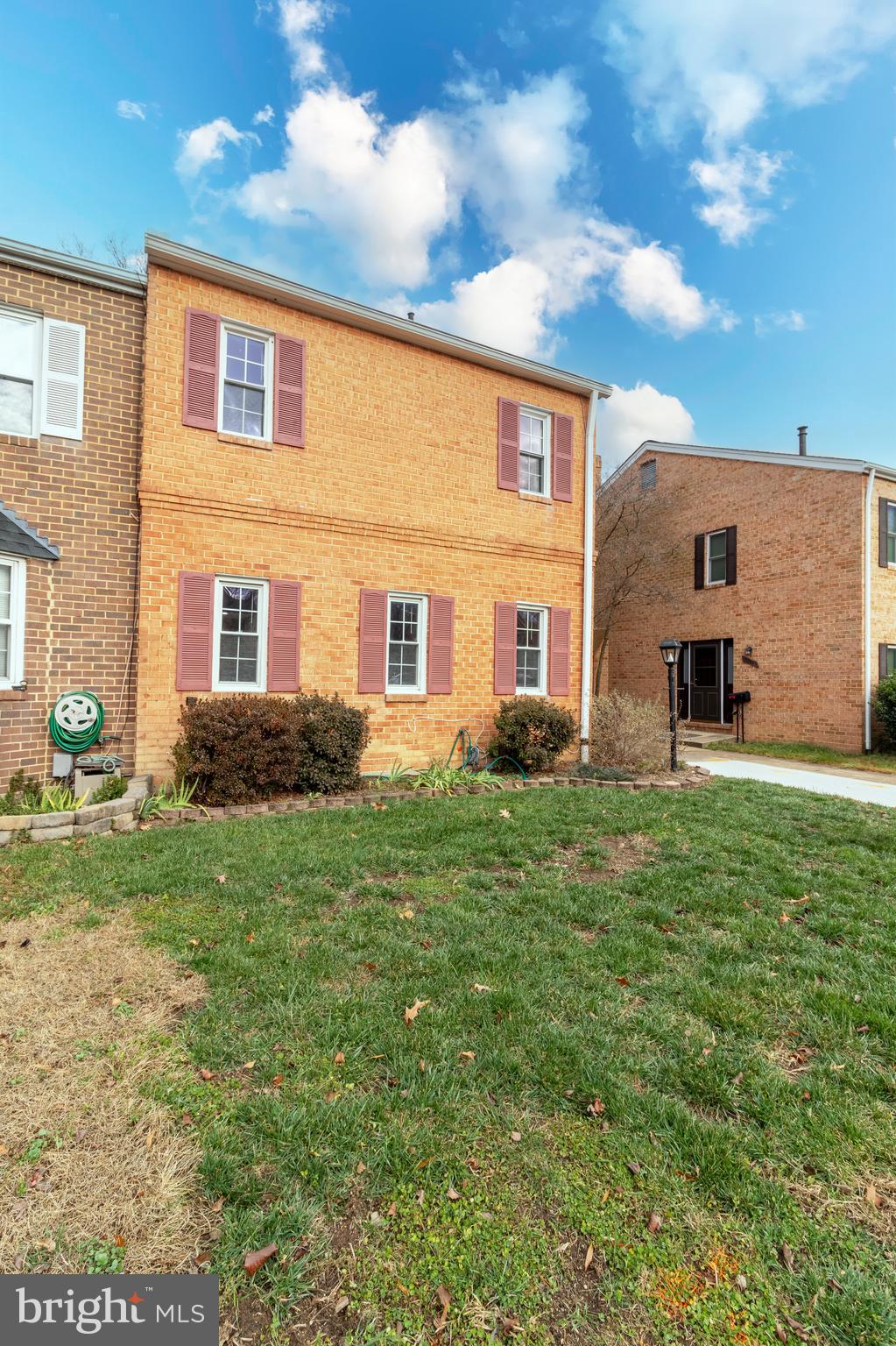 GEORGETOWN WOODS - Residential Lease