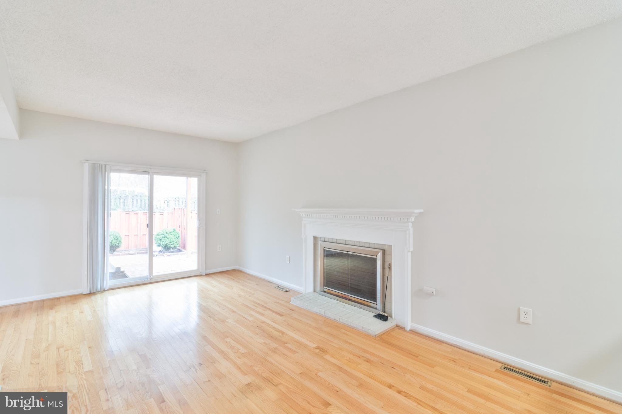 GEORGETOWN WOODS - Residential Lease