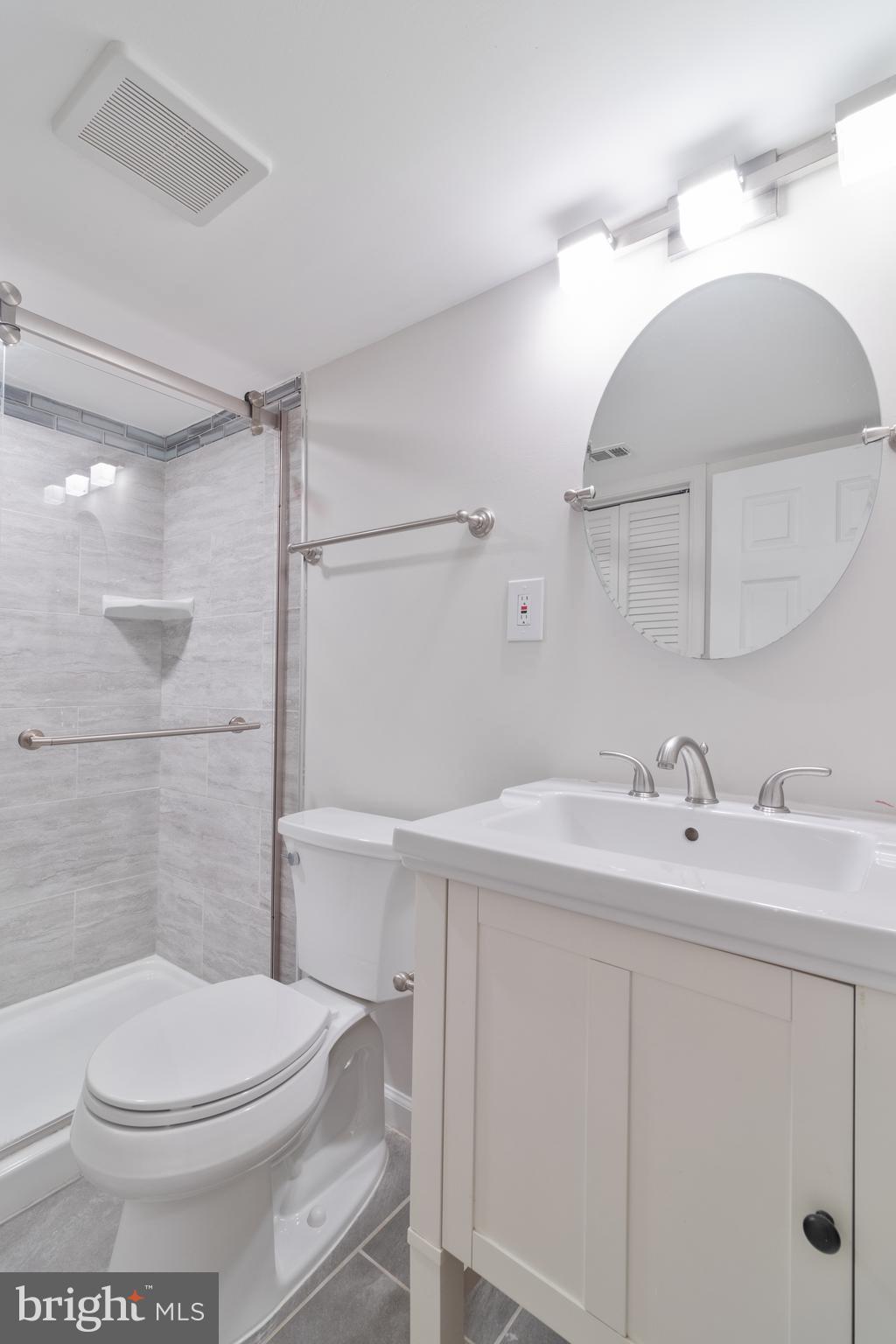 GEORGETOWN WOODS - Residential Lease