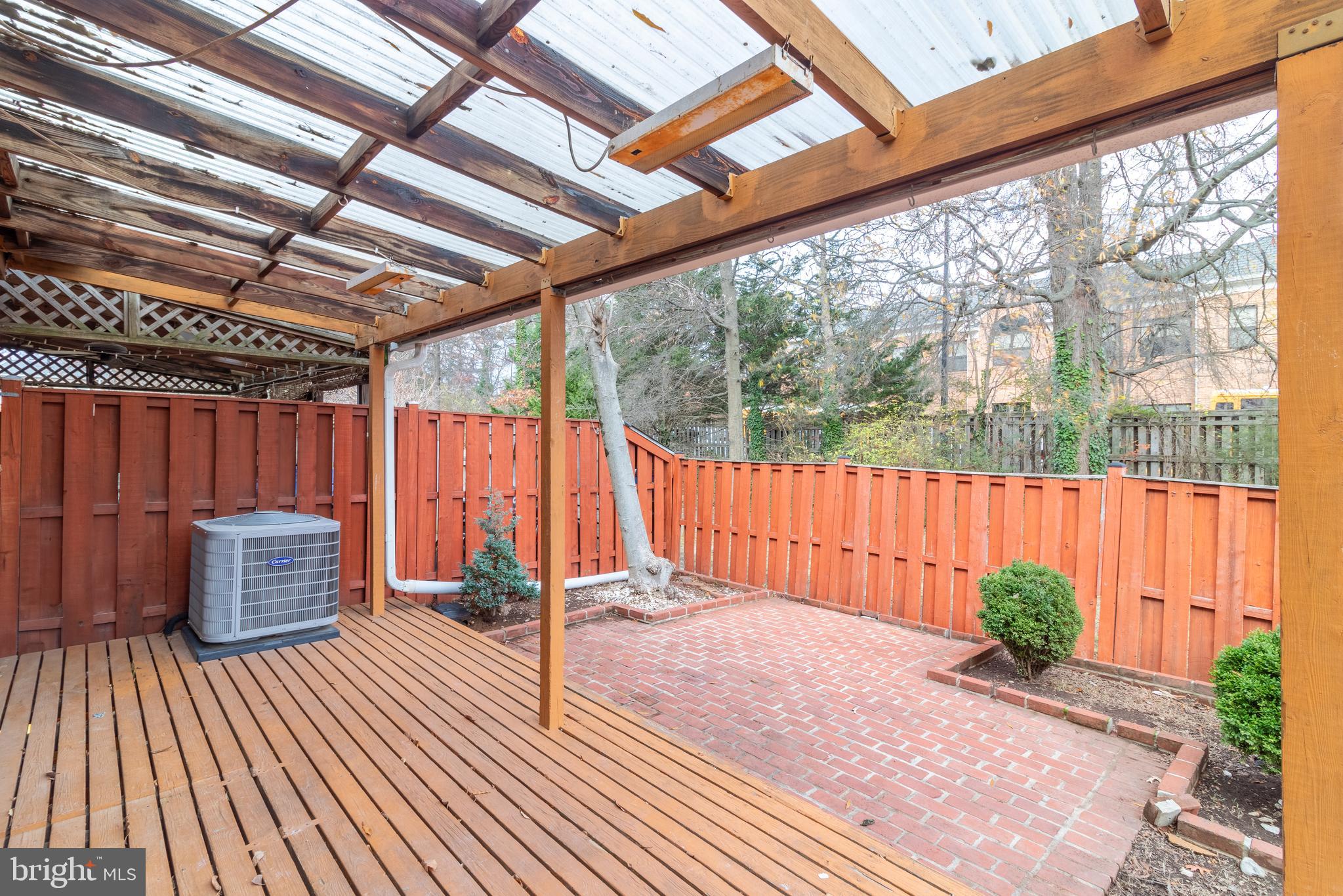 GEORGETOWN WOODS - Residential Lease