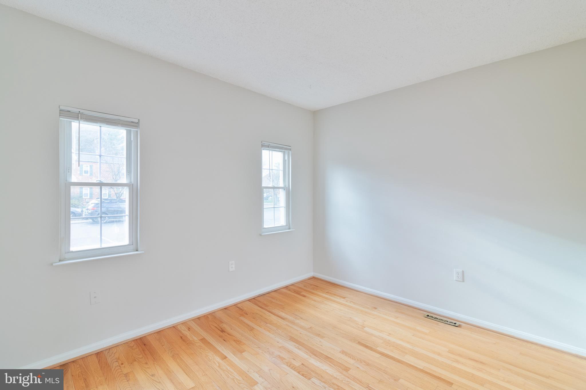 GEORGETOWN WOODS - Residential Lease