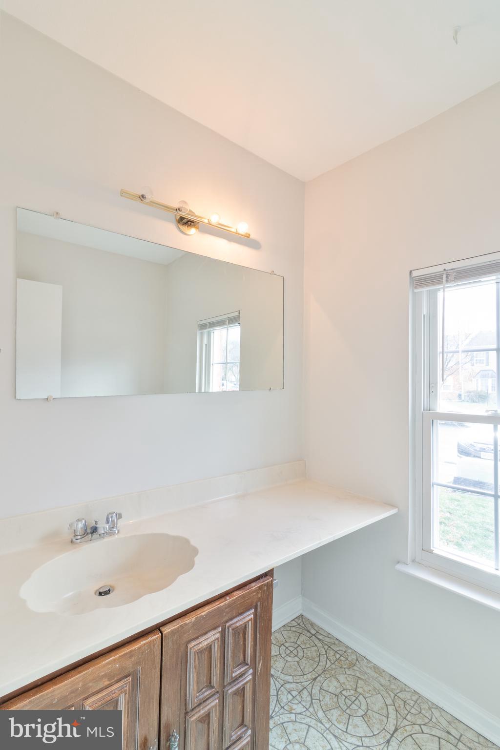 GEORGETOWN WOODS - Residential Lease