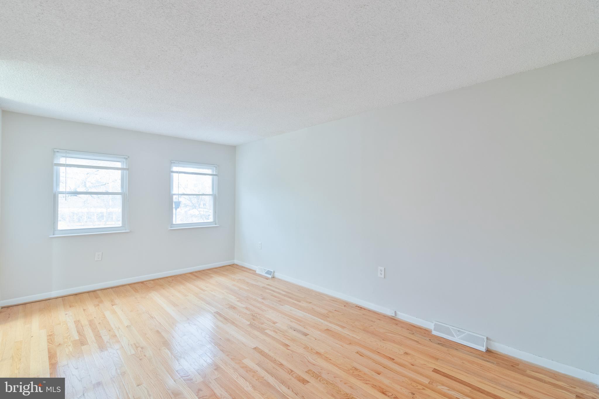 GEORGETOWN WOODS - Residential Lease