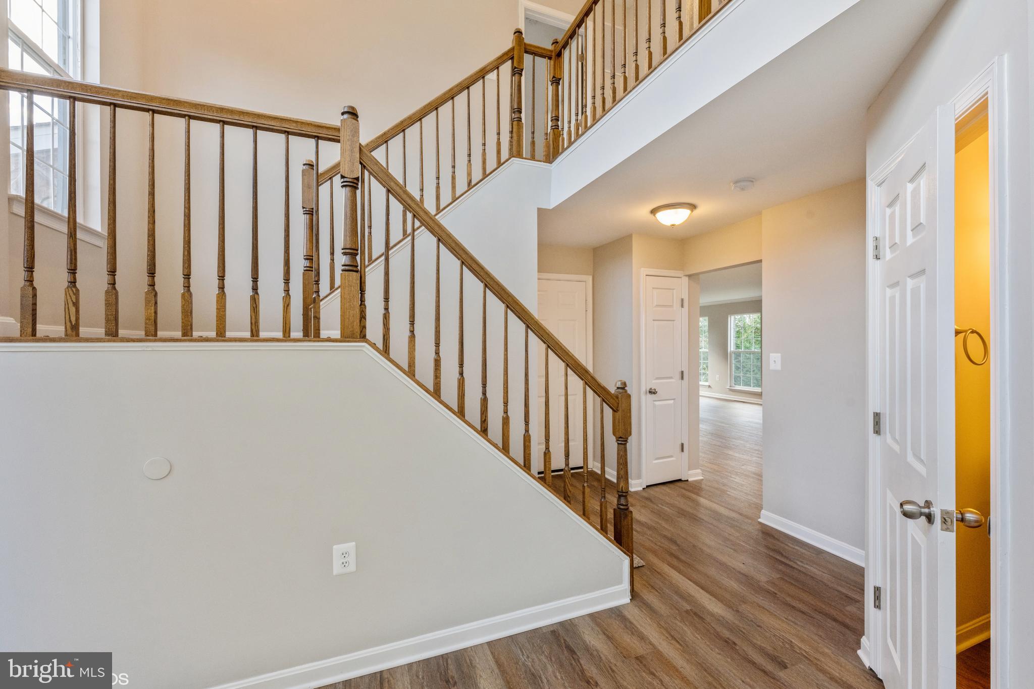 LOCUST HILL - Residential