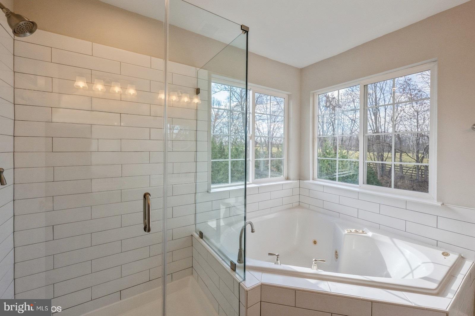 LOCUST HILL - Residential