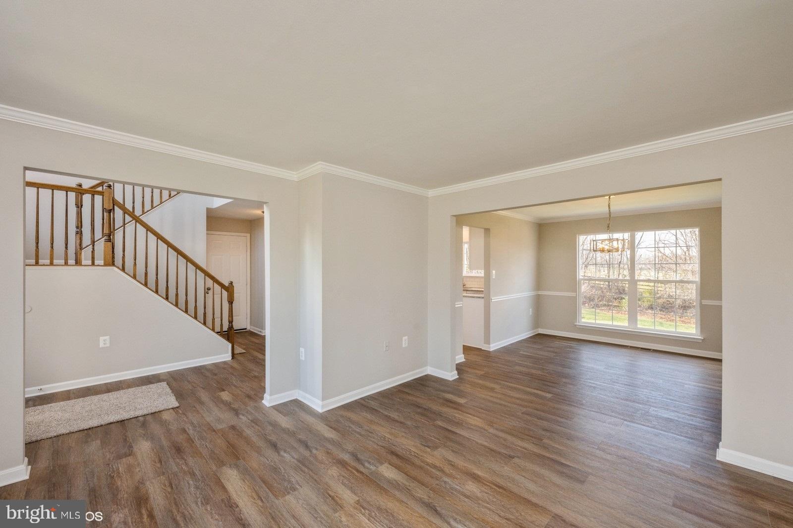 LOCUST HILL - Residential