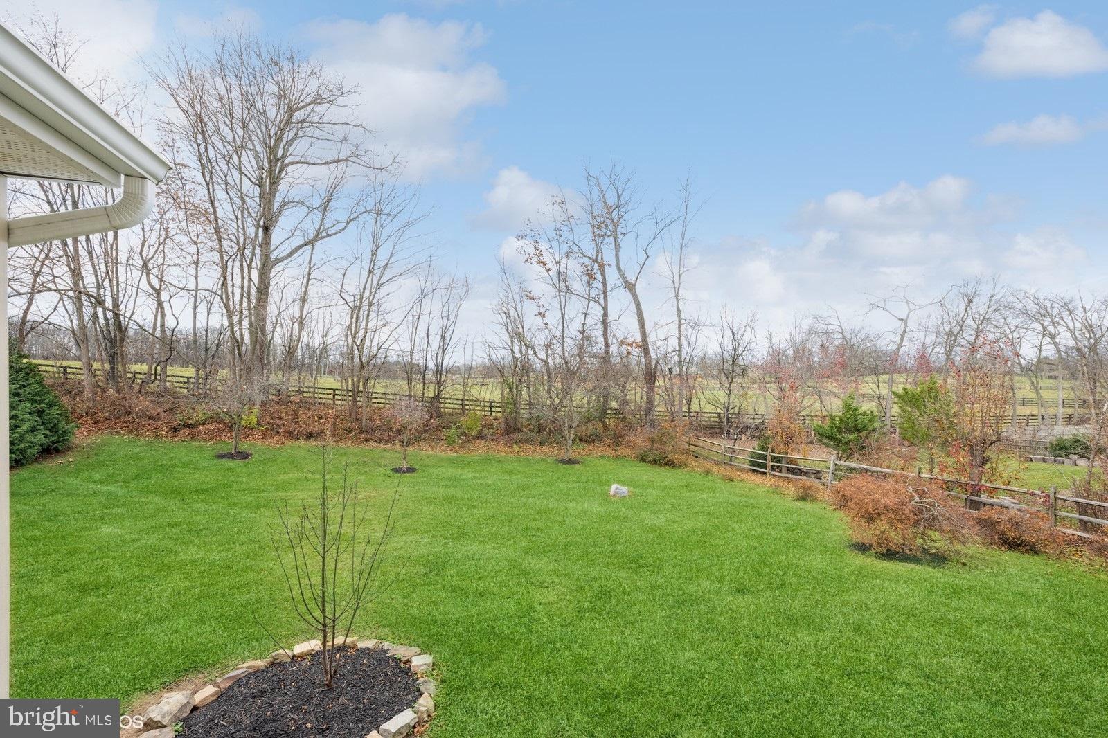 LOCUST HILL - Residential